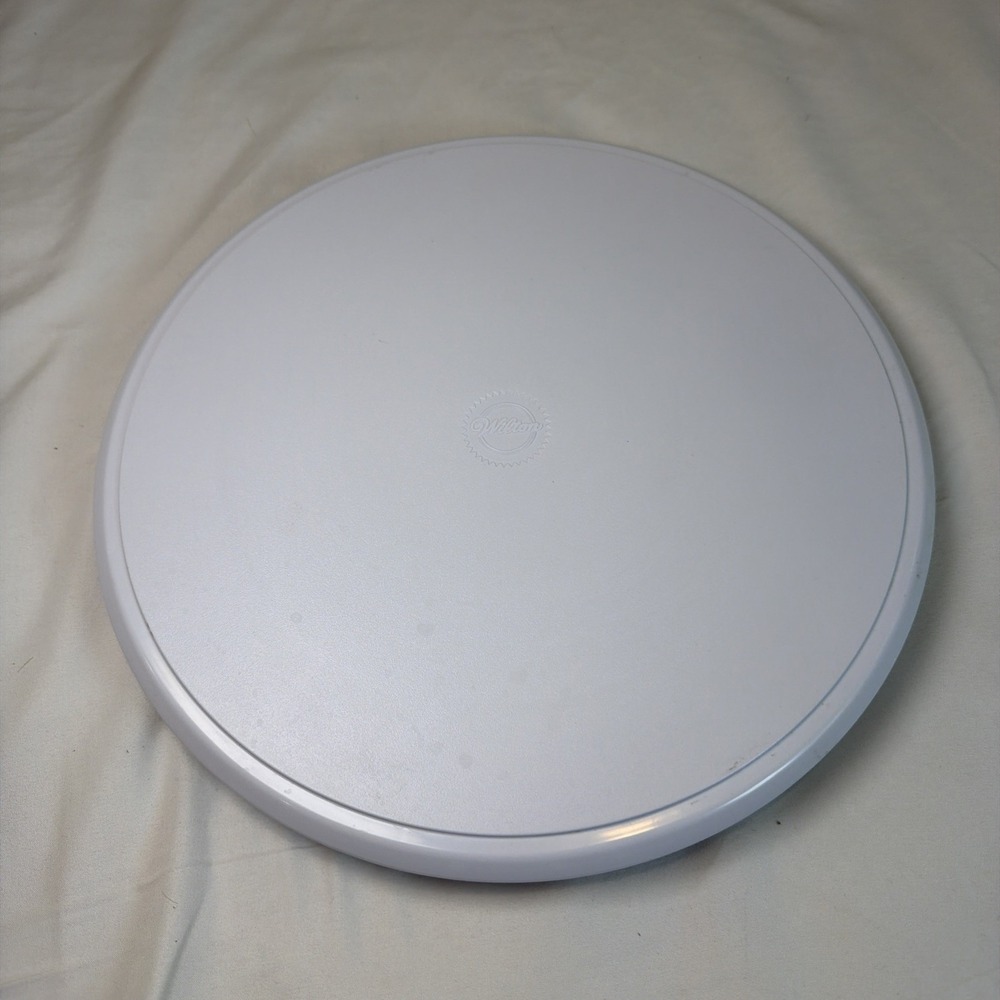 Wilton 12" Rotating Cake Decorating Turntable‎ Display